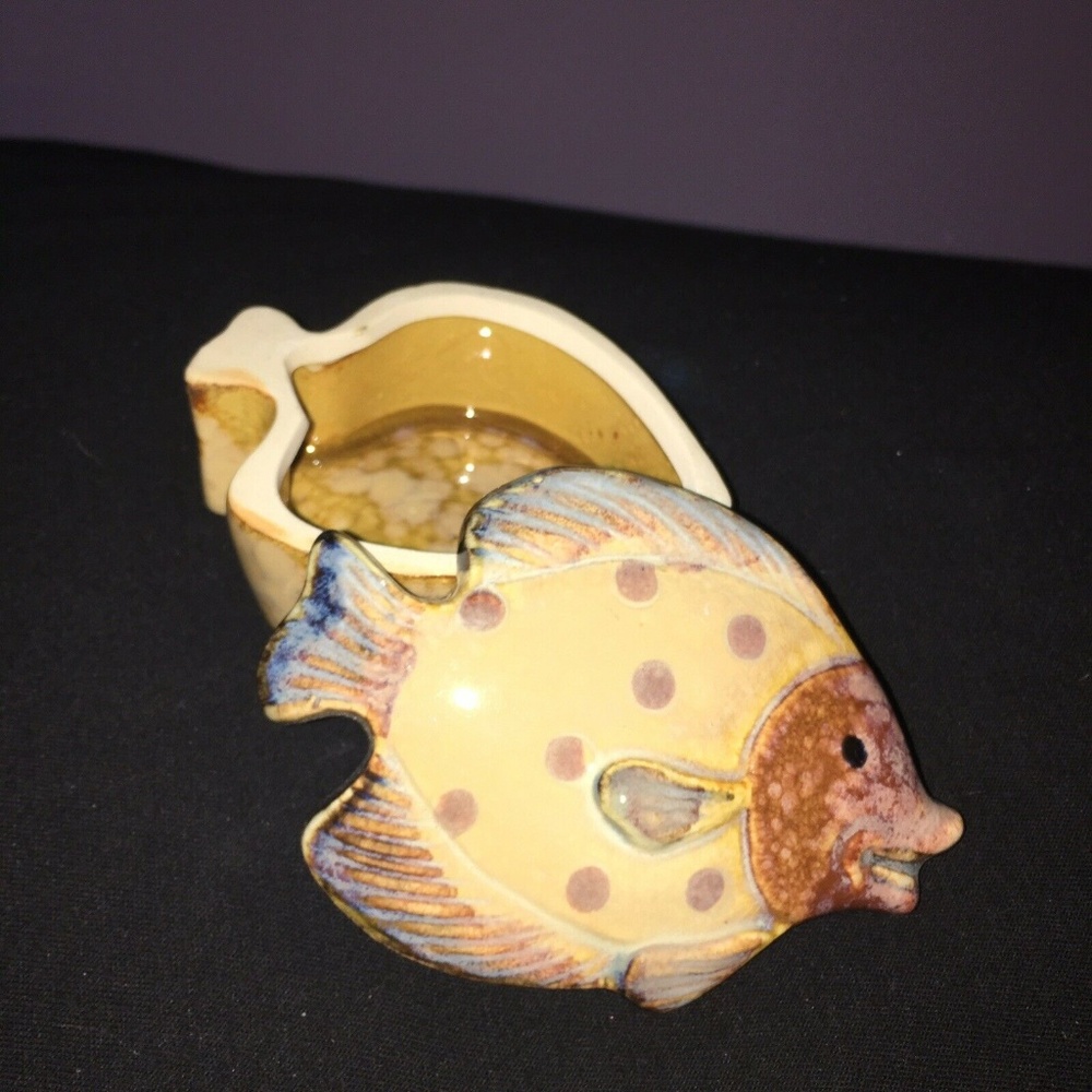 Glazed Ceramic Fish Trinket Box With Lid Sea Life